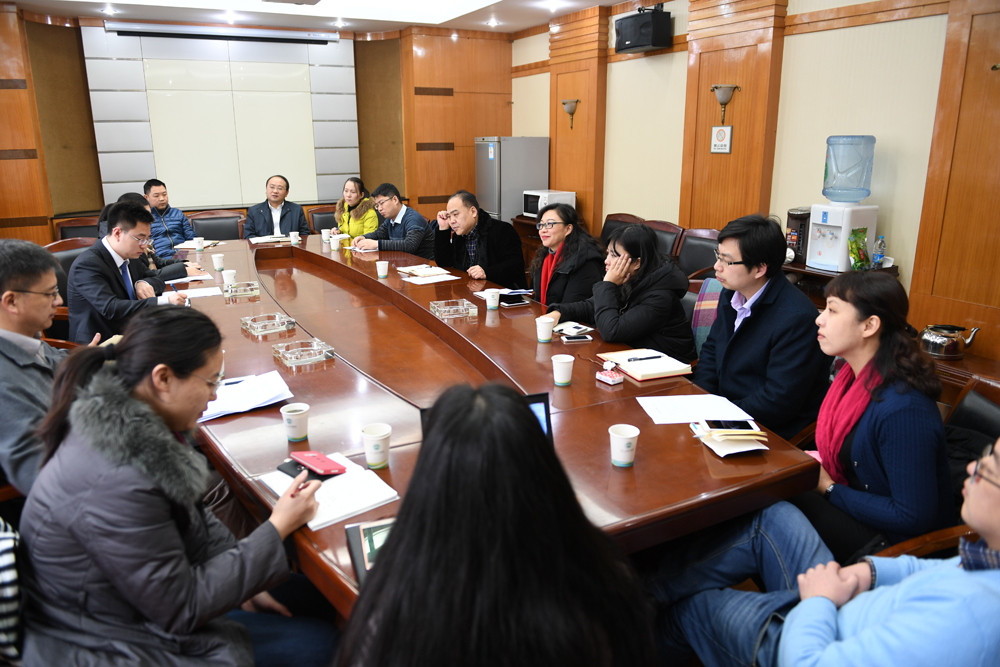 美国南加大传播与新闻公司数字未来中心到访公司